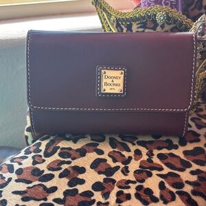 Dooney & Bourke Women's reddish Brown Wallet